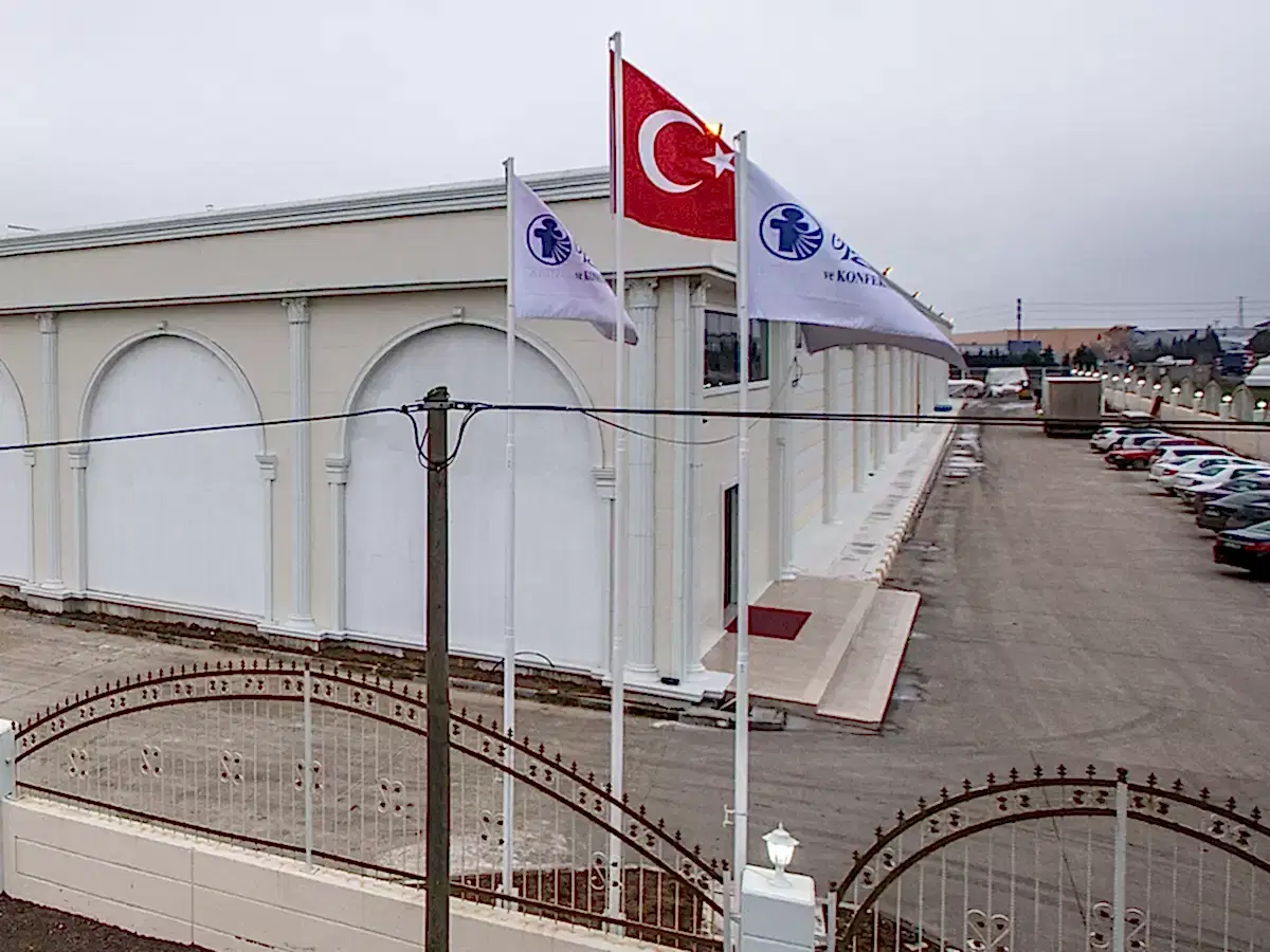 İpek Tül Konfeksiyon Sanayi Fabrikası